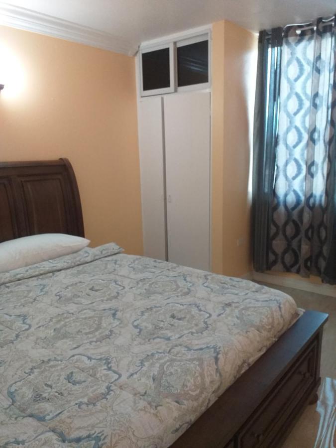 Rooms By The Pool Kingston Extérieur photo